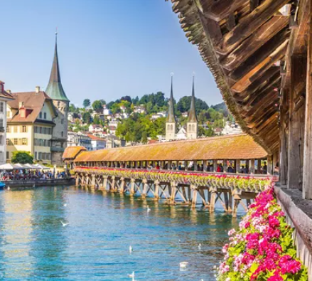 Explore the World with Trafalgar Tours: Your Ultimate Travel Companion in 2025
