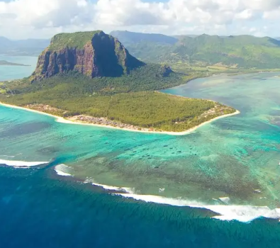 10 Reasons Why Mauritius Should Be Your Next Holiday Destination