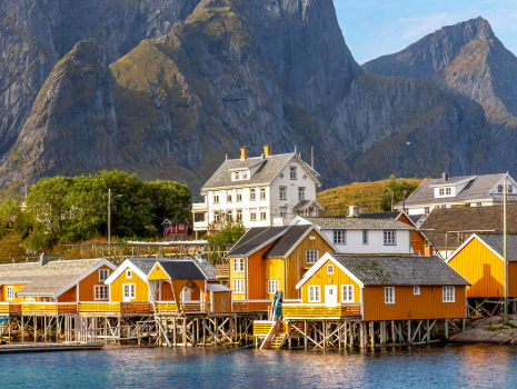 15 Amazing Destinations to Visit in March