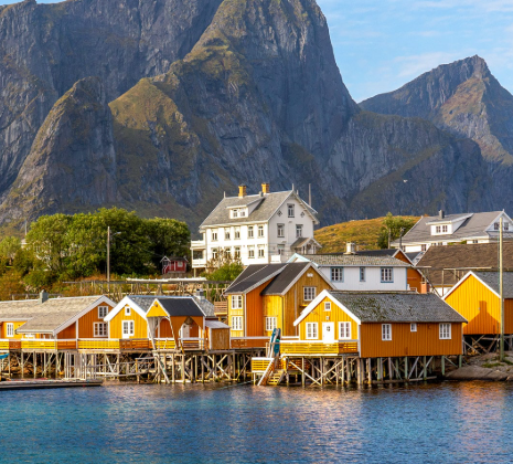 15 Amazing Destinations to Visit in March