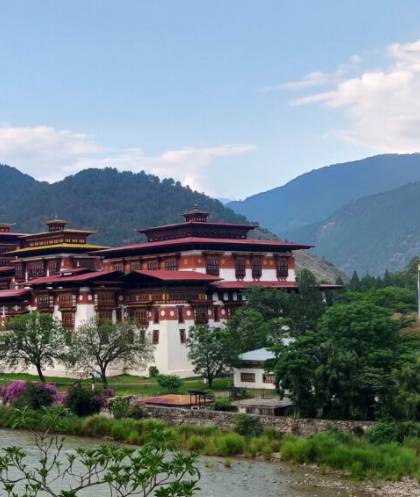 Discovering Bhutan: The Land of Happiness and Spiritual Serenity