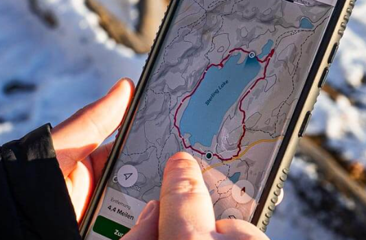 The 9 Essential Hiking Apps for Your Next Adventure