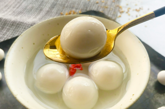 9 Traditional Foods to Enjoy During Chinese New Year 2025