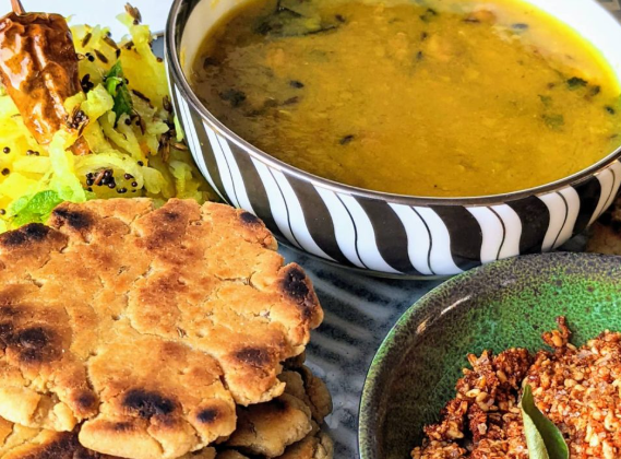 A Culinary Journey Through India: A Guide to Eating Like a Local