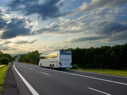 Essential Tips for Surviving Long-Distance Overnight Bus Journeys